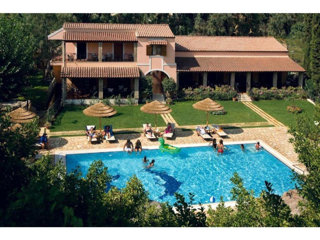 Corfu Club Maisonette 3 Gouvia Exterior photo